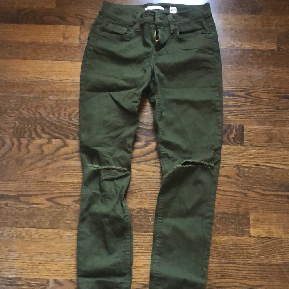 Skinny jeans